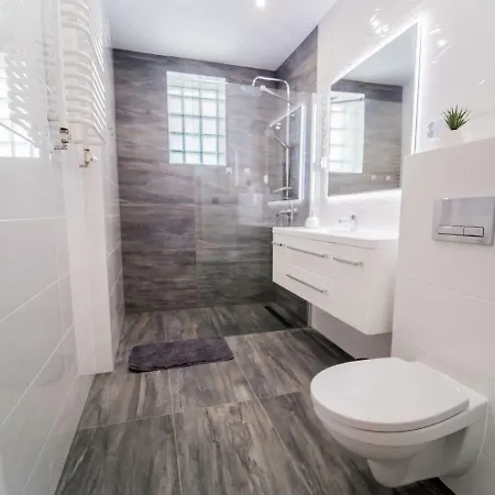 Sunny Apartament 公寓 格但斯克